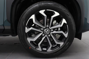 Fahrzeugbild TOYOTA Yaris Cross 1.5 VVT-i HSD Trend AWD-i