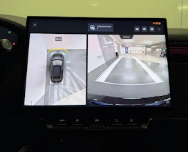https://vehicle.imgix.net/4188866/6b74a996-bb29-473f-8d34-e656fb95e067.jpeg