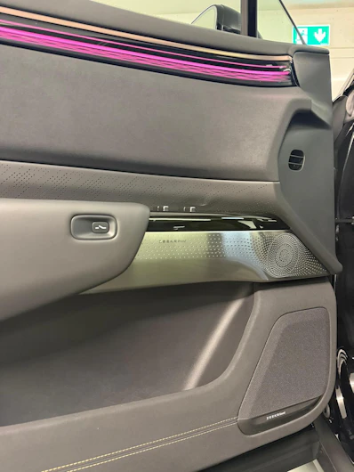 immagine del veicolo ZEEKR 7X