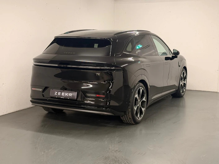 immagine del veicolo ZEEKR 7X