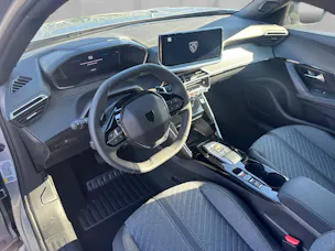 Peugeot 2008 1.2 Hybrid 145 Allure