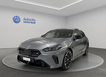 Fahrzeugbild BMW M135i xDrive Fahrzeugbild BMW M135i xDrive