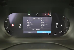 image du véhicule VOLVO XC60 2.0 B6 MH R-Design AWD