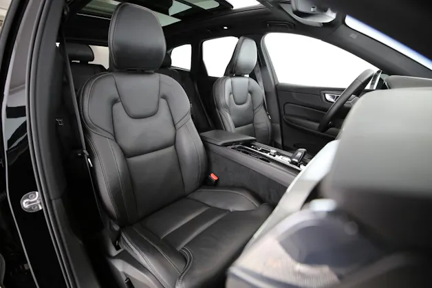 Volvo XC60 2.0 B6 MH R-Design AWD