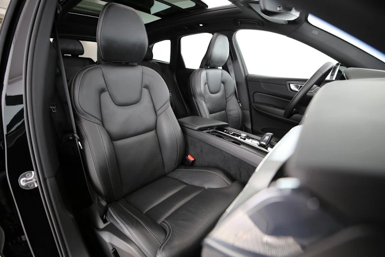 image du véhicule VOLVO XC60