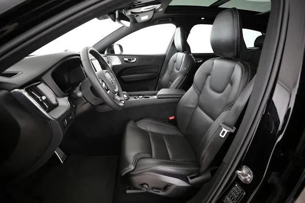Volvo XC60 2.0 B6 MH R-Design AWD