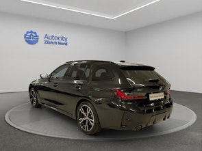 immagine del veicolo BMW 320e xDrive SAG Touring