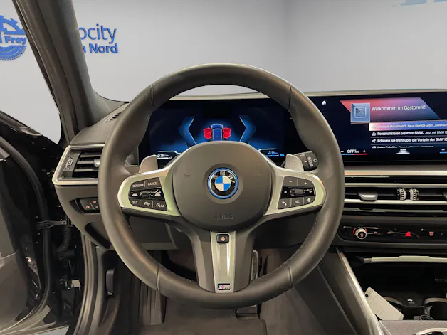 BMW 320e xDrive SAG Touring