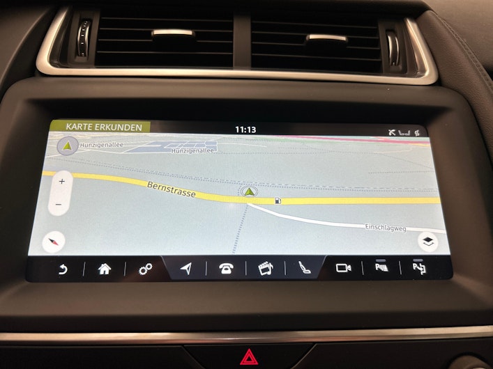 Vehicle image JAGUAR E-PACE