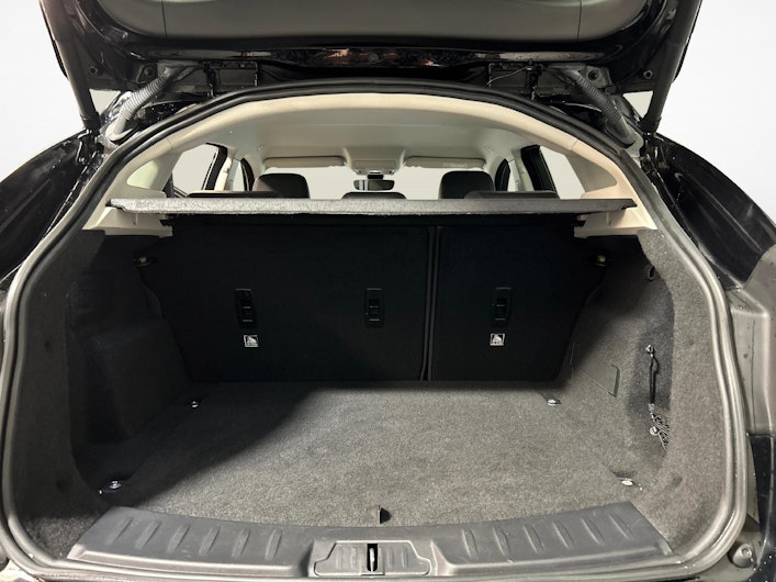 Vehicle image JAGUAR E-PACE