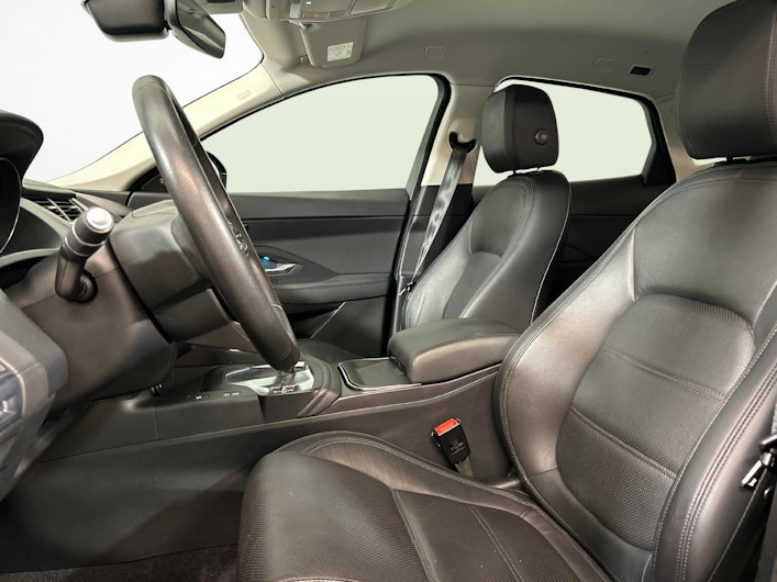 Vehicle image JAGUAR E-PACE