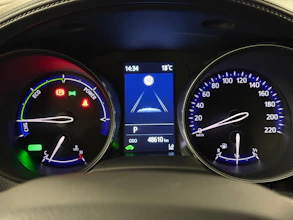https://vehicle.imgix.net/4188933/5fb7735f-4d9b-43fd-8ccf-eec7efdbc73f.jpg