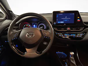 Toyota C-HR 2.0 VVTi HSD Trend