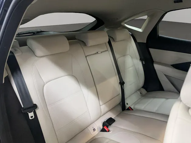 Jaguar E-Pace 2.0 D I4 165 SE AWD
