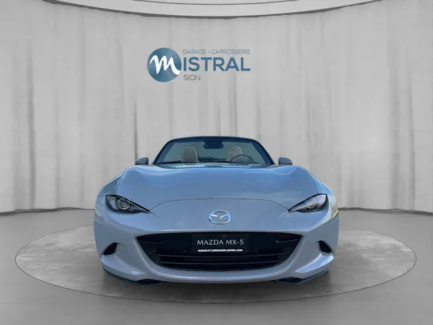 Mazda MX-5 1.5 Kazari