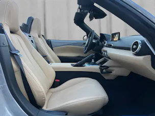 Mazda MX-5 1.5 Kazari