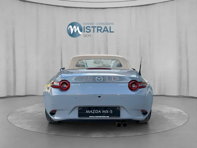 Mazda MX-5 1.5 Kazari