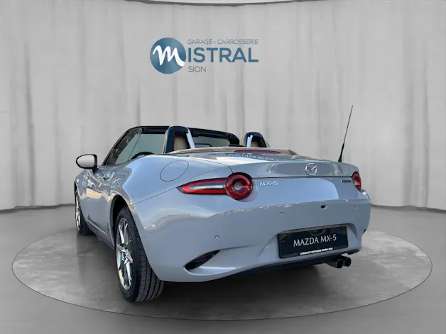 Mazda MX-5 1.5 Kazari