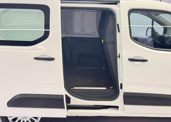 image du véhicule 11 image du véhicule 11