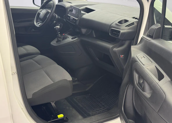 image du véhicule 6 image du véhicule 6