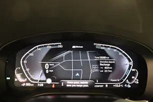 BMW 530e xDrive paddles