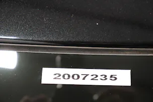 BMW 530e xDrive paddles