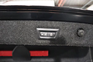 image du véhicule BMW 530e xDrive paddles