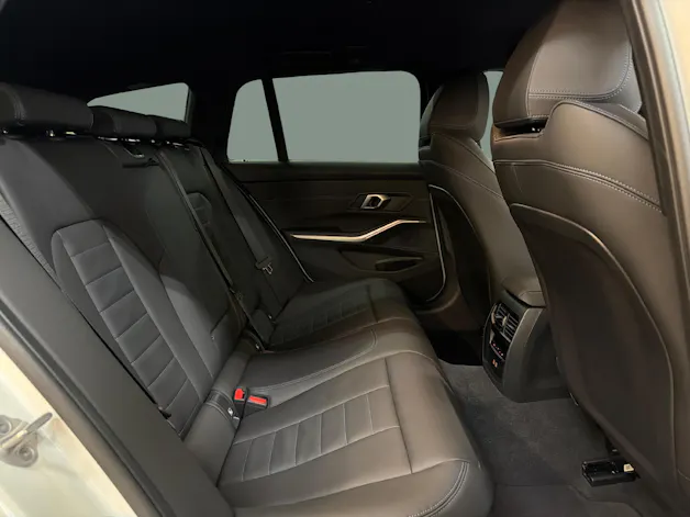 BMW 320d xDrive SAG Touring