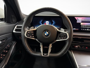 Vehicle image BMW 320d xDrive SAG Touring
