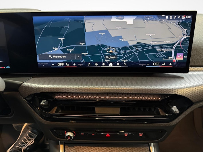 Vehicle image BMW 3 SERIES