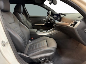Vehicle image BMW 320d xDrive SAG Touring
