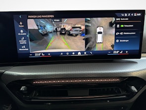 Vehicle image BMW 320d xDrive SAG Touring