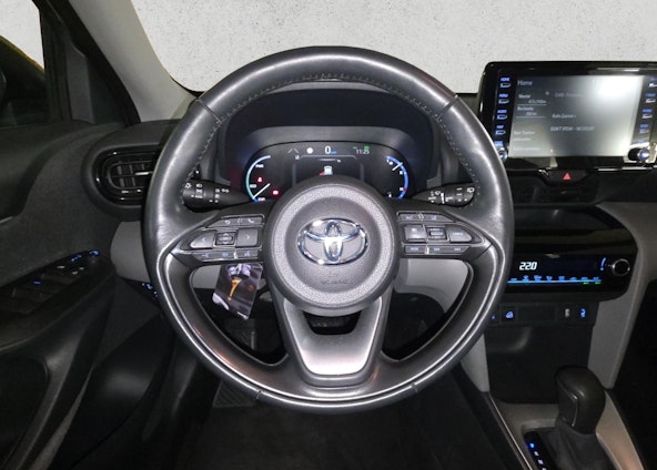 Vehicle image 9 Vehicle image 9