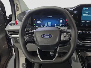 Ford Tourneo Custom Bus 320 L1 2.0 EcoBlue 170 PS Titanium X 4x4