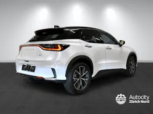 Lexus LBX 1.5 Hybrid Cool AWD