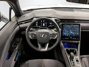 Lexus LBX 1.5 Hybrid Cool AWD