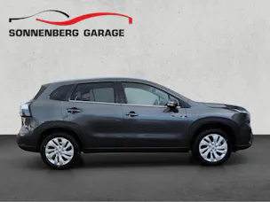Suzuki S-Cross 1.4 T Sakura Hybrid 4x4