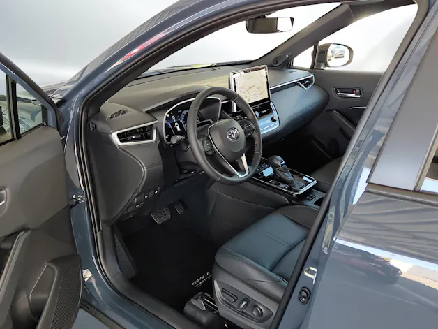 Toyota Corolla Cross 2.0 HSD Premium AWD-i