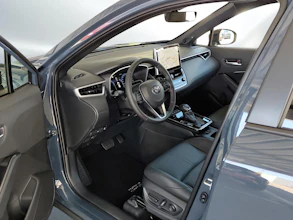 https://vehicle.imgix.net/4189093/378017e5-29b2-40bc-8a0a-6de8b99f7fc8.jpg