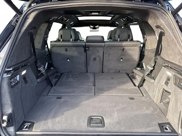 BMW X7 M60i