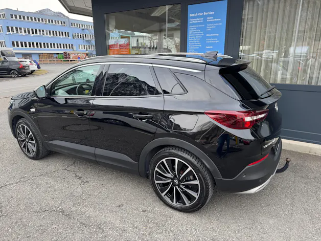Opel Grandland X 1.6Turbo 4x4 PHEV Ultimate