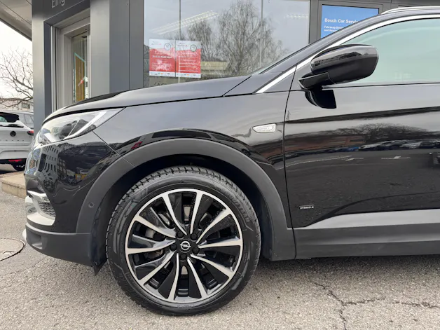 Opel Grandland X 1.6Turbo 4x4 PHEV Ultimate