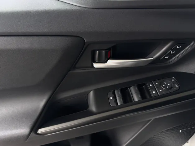 Subaru Solterra eV Luxury AWD