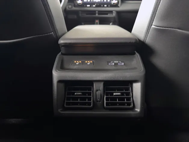 Subaru Solterra eV Luxury AWD