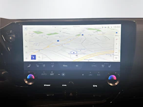 https://vehicle.imgix.net/4189146/f2f4524c-19d5-4b90-a53d-98579eb3df0d.jpg