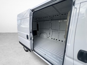 Vehicle image CITROEN Jumper Kaw. 35 L2H2 2.2 BlueHDi 140 First S/S