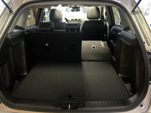 Suzuki Vitara 1.4 T Sakura Top Hybrid 4x4