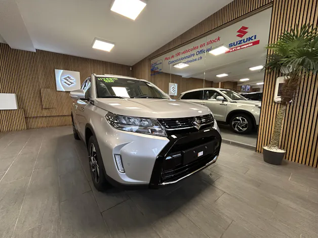 Suzuki Vitara 1.4 T Sakura Top Hybrid 4x4
