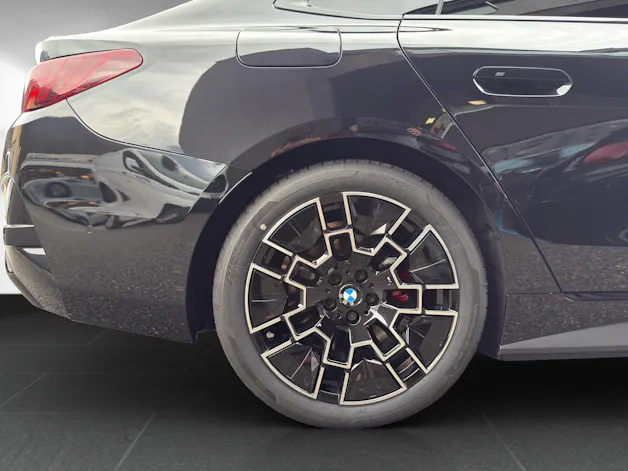 BMW i4 xDrive40