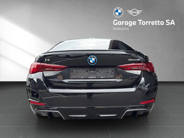 BMW i4 xDrive40